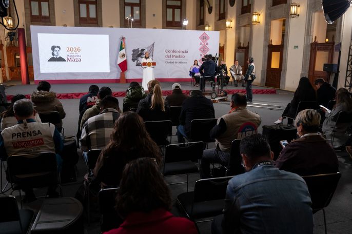 PRESIDENTA CLAUDIA SHEINBAUM DESTACA INICIO DEL 2026 CON GANANCIA DEL PESO FRENTE AL DÓLAR, AUMENTO DEL SALARIO E INCREMENTO DEL 13.6% EN LLEGADA DE VISITANTES INTERNACIONALES